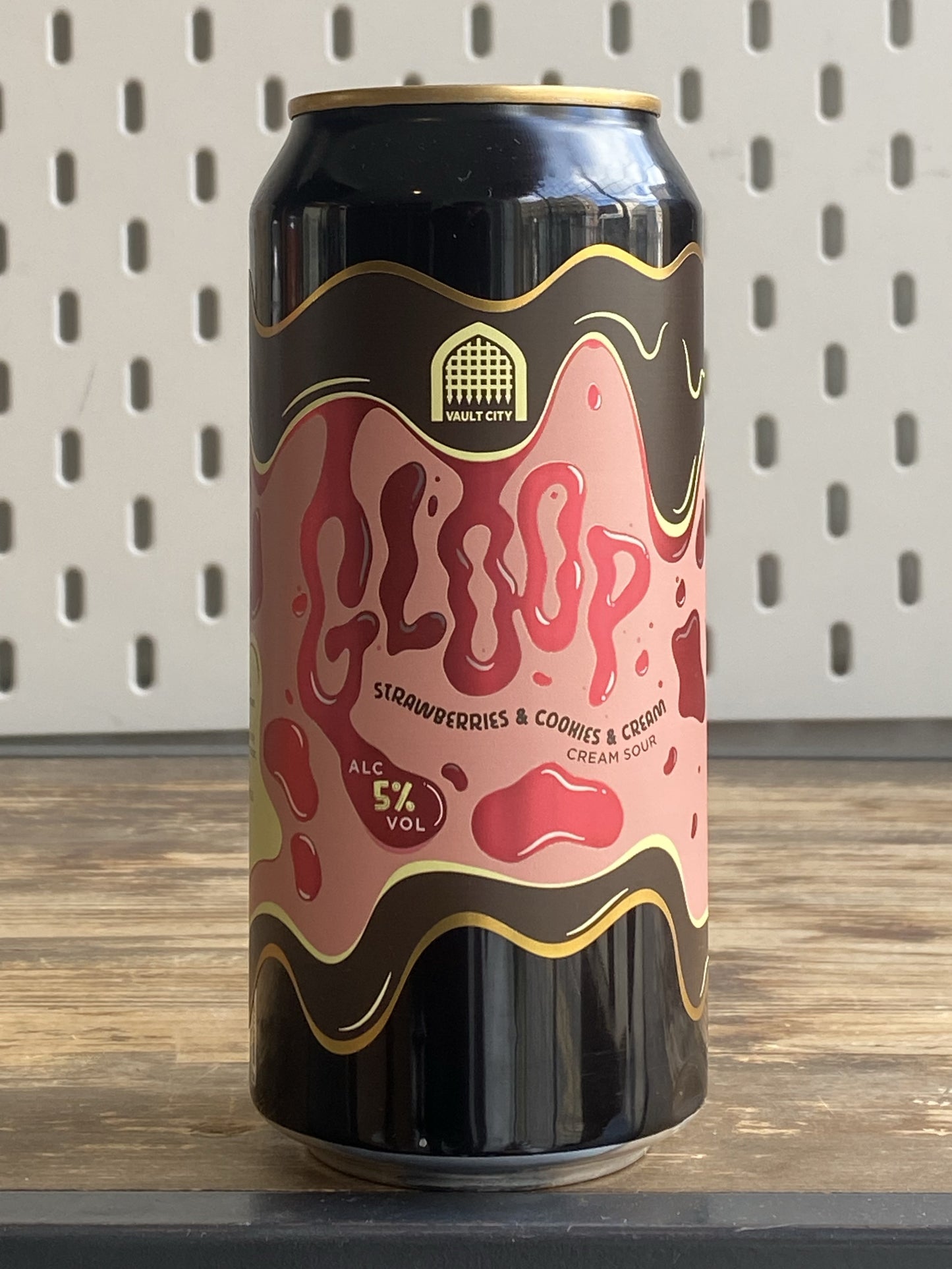 Vault City Gloop Strawberries & Cookies & Cream Sour
