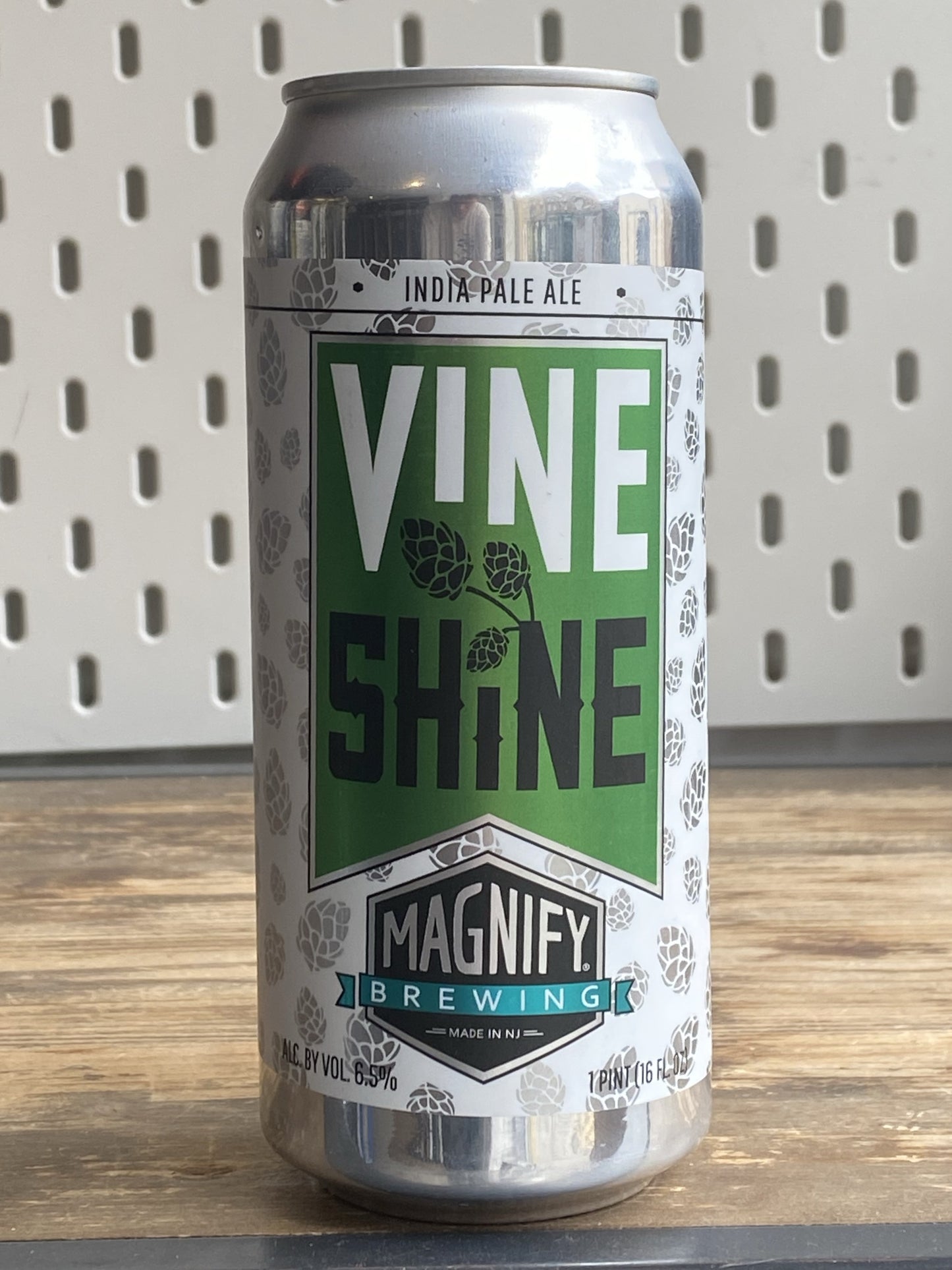 Magnify Brewing Vine Shine IPA