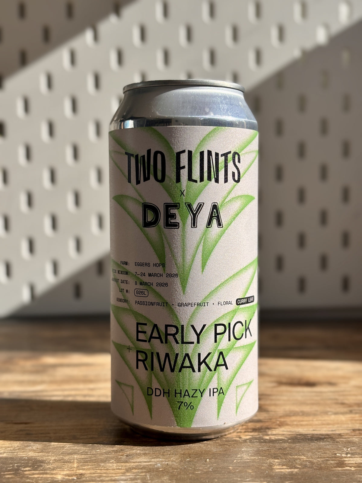 Two Flints X Deya Early Pick Riwaka DDH Hazy IPA