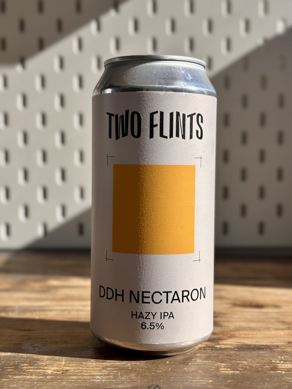 Two Flints DDH Nectaron Hazy IPA